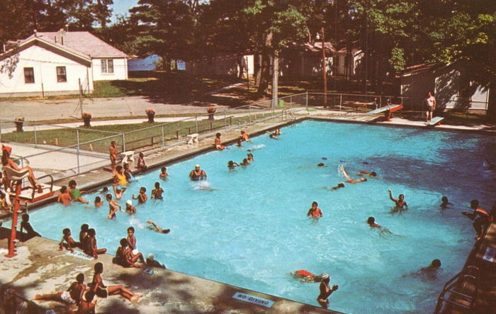 Leonard - Old Postcard (newer photo)